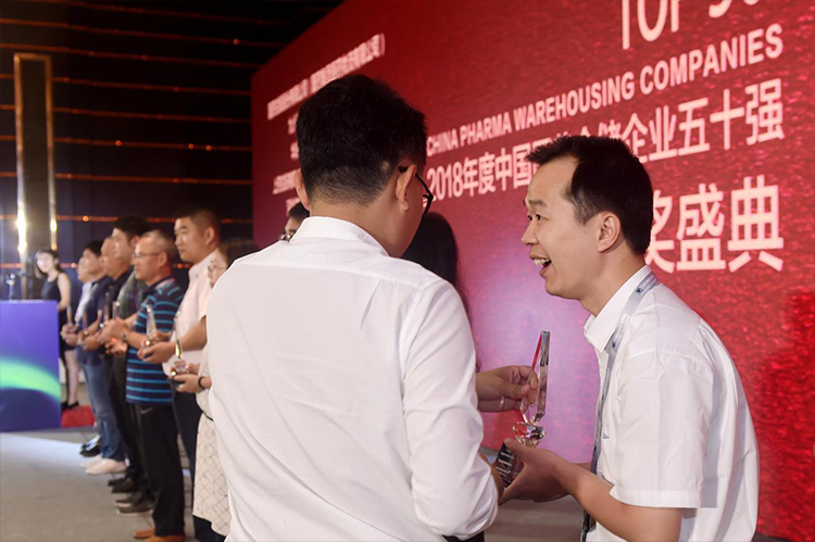 5bcbd205da9056b9.jpg 5bcbd205da9056b9.jpg